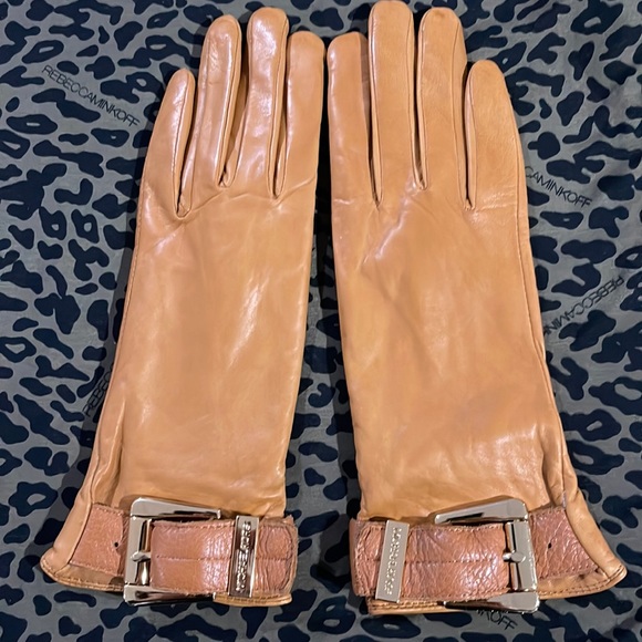 michael kors gloves leather